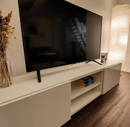 Gemuetliche Dachgeschosswohnung In * Mönchengladbach