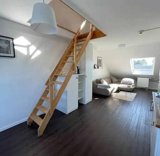 Gemuetliche Dachgeschosswohnung In Apartamento Mönchengladbach