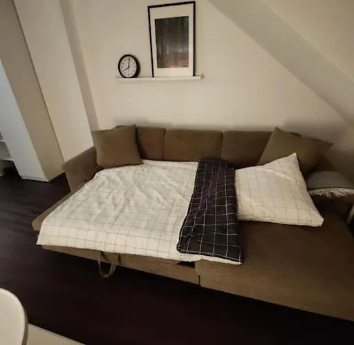 Apartman Gemuetliche Dachgeschosswohnung In *