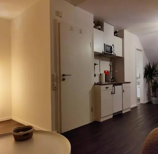 Gemuetliche Dachgeschosswohnung In Mönchengladbach