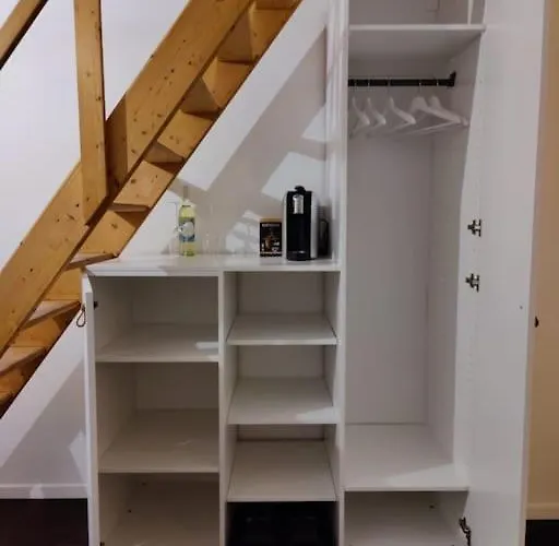 Gemuetliche Dachgeschosswohnung In * Mönchengladbach